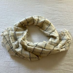 Loft Cream/White Women’s OS Scarf